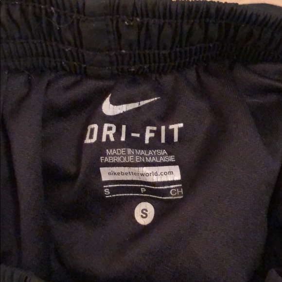 Nike tempo shorts - black & white - Picture 3 of 3